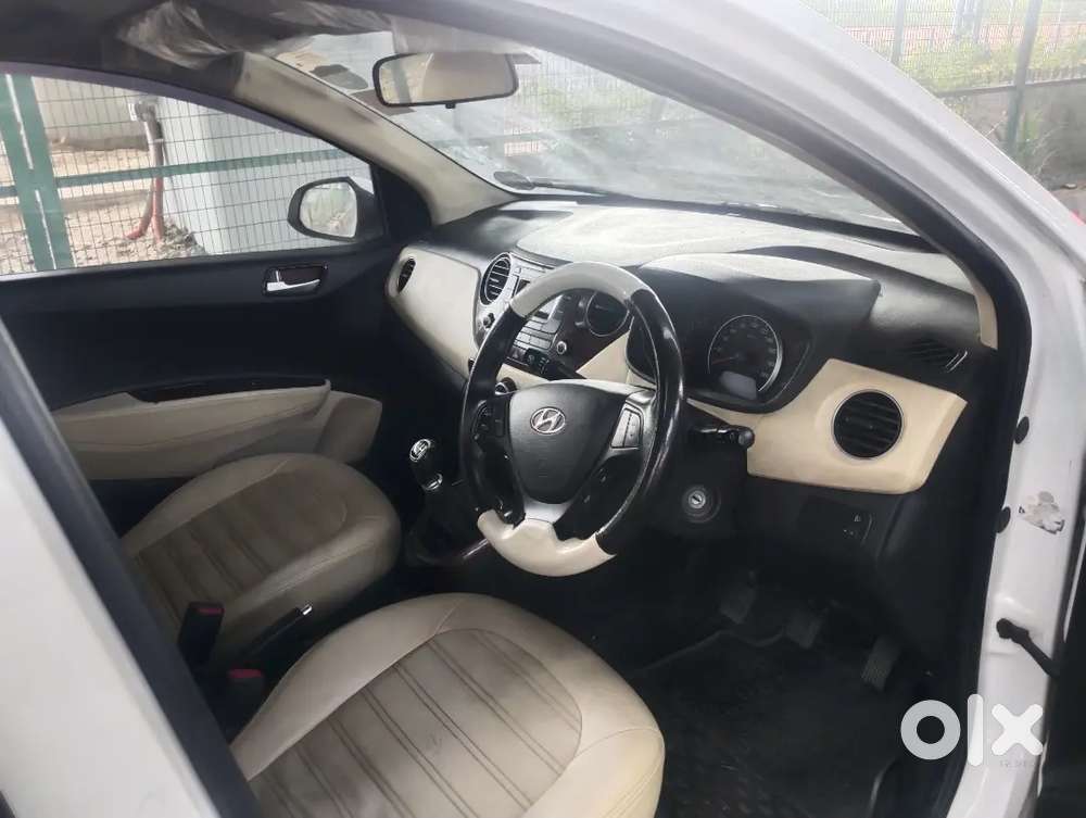 Hyundai Grand I10 2016 Petrol 80000 Km Driven