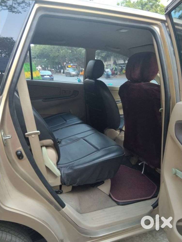 Toyota Innova Crysta