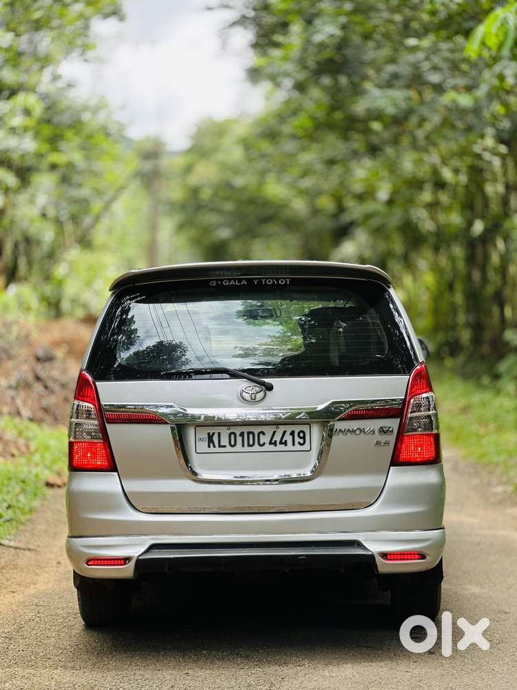 Toyota Innova 2.5 V 7 Str, 2012, Diesel