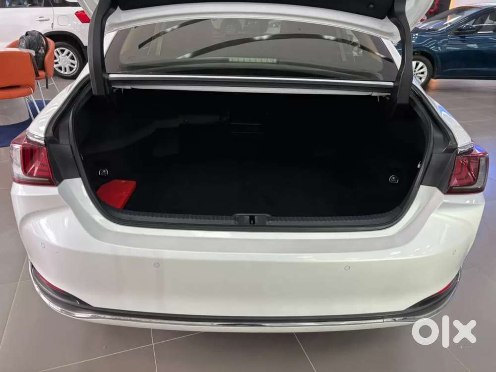 Lexus Es, 2023, Petrol