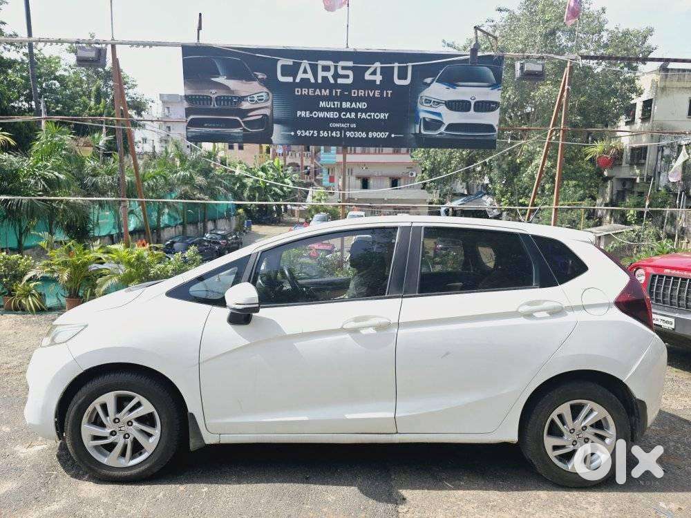 Honda Jazz V Automatic, 2016, Petrol