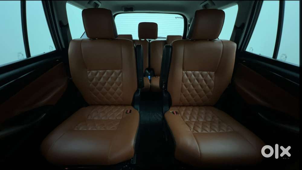 Toyota Innova Crysta 2.8 Zx At 7 Seater, 2017, Diesel