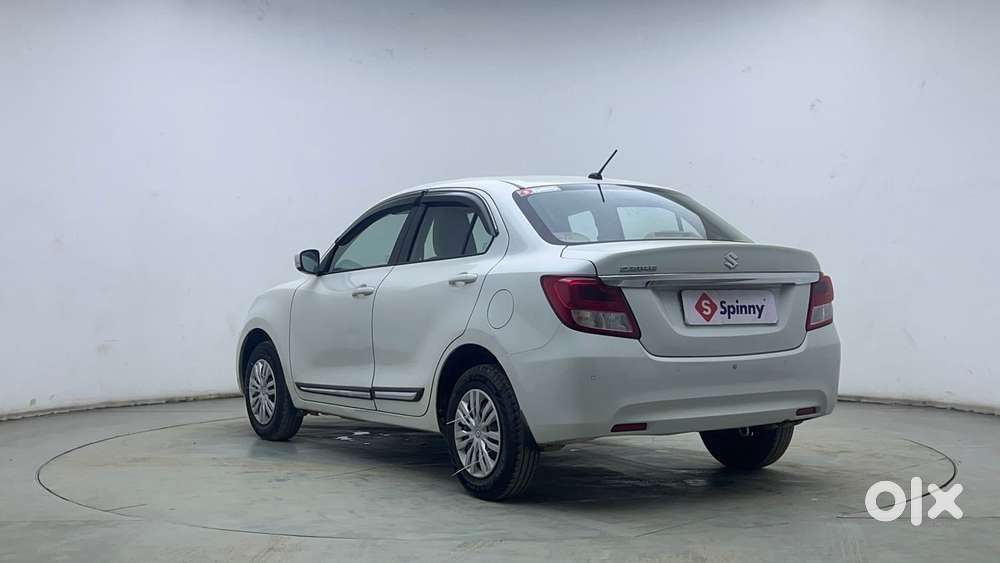 Maruti Suzuki Dzire Vxi Ags, 2022, Petrol