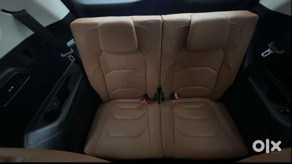 Mg Hector Plus 1.5 Sharp Turbo Cvt 6 Str, 2021, Petrol