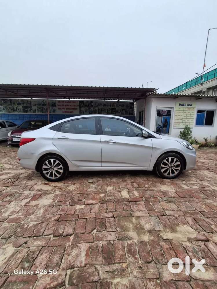 Hyundai Verna Fluidic 1.6 Vtvt Sx, 2014, Petrol