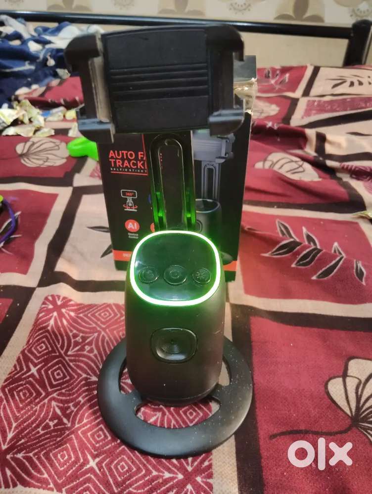 Auto face tracking P05