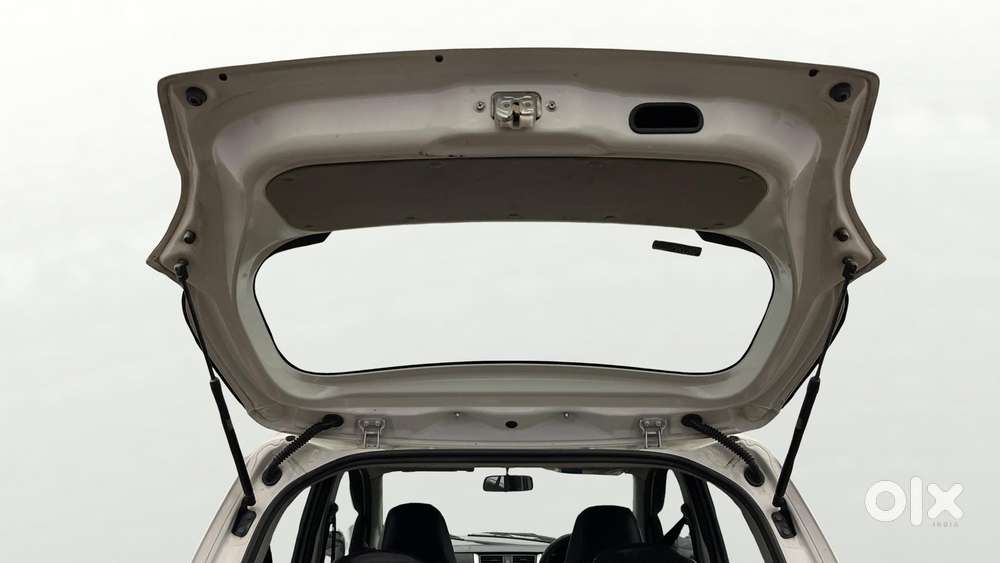 Maruti Suzuki Celerio Vxi At, 2014, Petrol