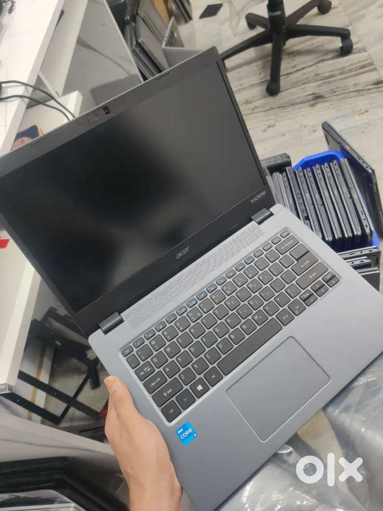 Acer lot ,only bulk buyer 28 nos as it is condition, display checked