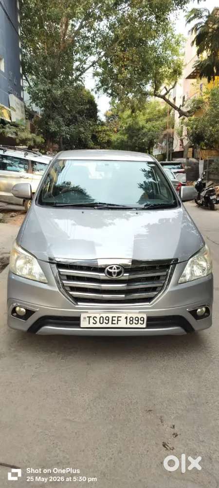 Toyota Innova 2.5 7 Seater 2015