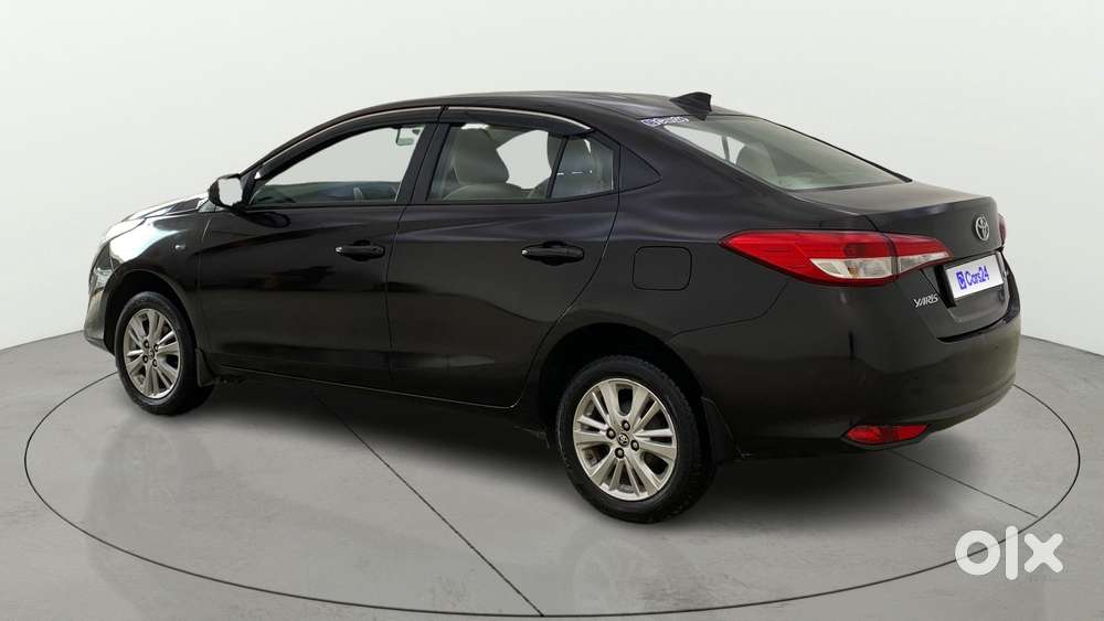 Toyota Yaris J Cvt, 2020, Petrol