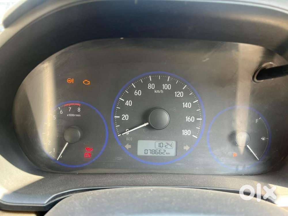 Leady Owner Honda Amaze 2016 Petrol 70000 Km Driven