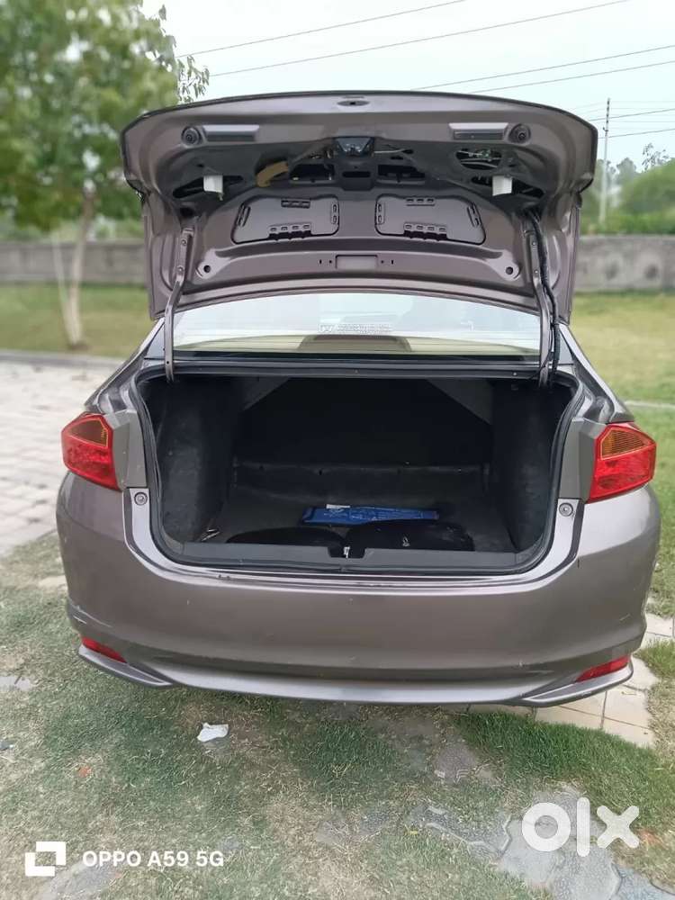 Honda City 1.5 V Mt, 2015, Petrol