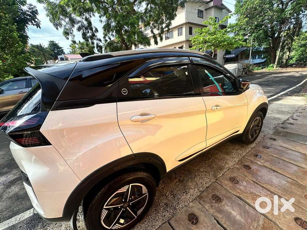 Tata Nexon Petrol 2024