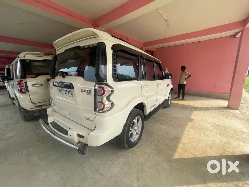 Mahindra Scorpio S10 2018