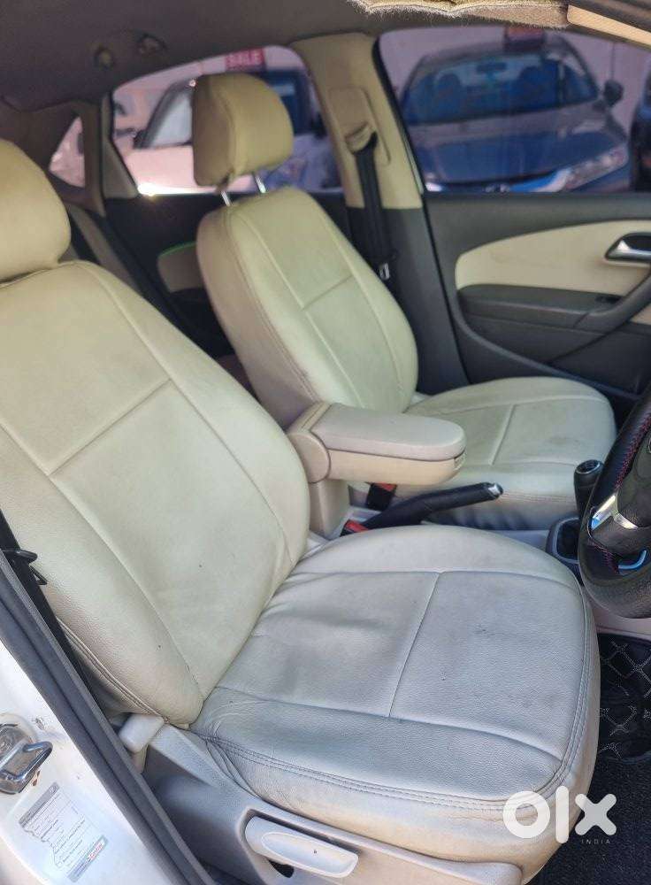 Volkswagen Vento Celeste 1.6 Highline, 2013, Diesel