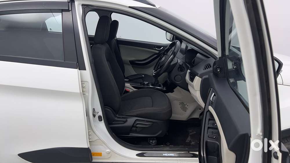 Tata Nexon 1.5 Revotorq Xz Plus Hs Dual Tone, 2022, Diesel