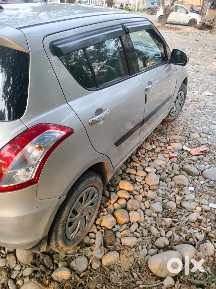 Maruti Suzuki Swift 2015 Diesel 72000 Km Driven