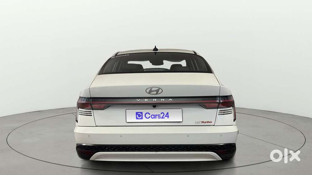 Hyundai Verna Sx (o) 1.5 Turbo Petrol Dct, 2023, Petrol