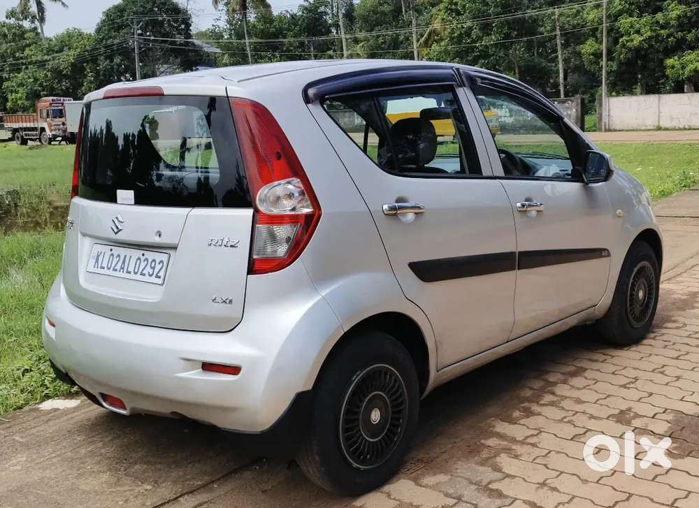 Maruti Suzuki Ritz Lxi, Bsiv,2012,petrol,second Owner