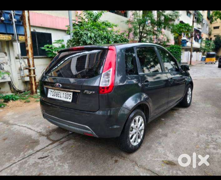 Ford Figo Titanium 2015