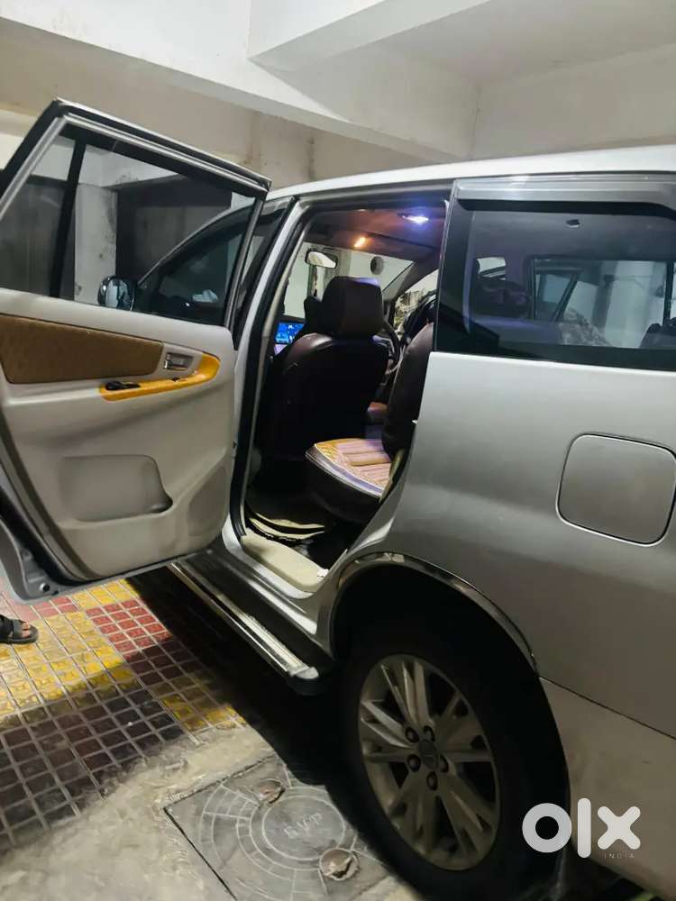 Toyota Innova 2.5 Vx 2010