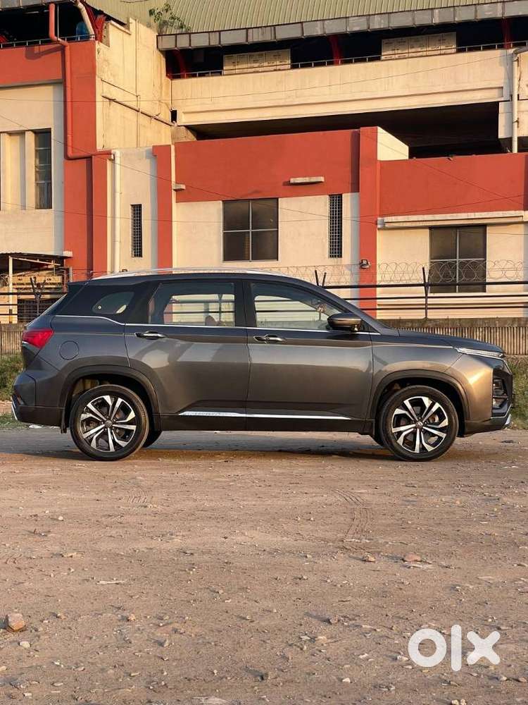 Mg Hector Plus Sharp Pro 1.5 Turbo Petrol Cvt 6 Str, 2023, Petrol