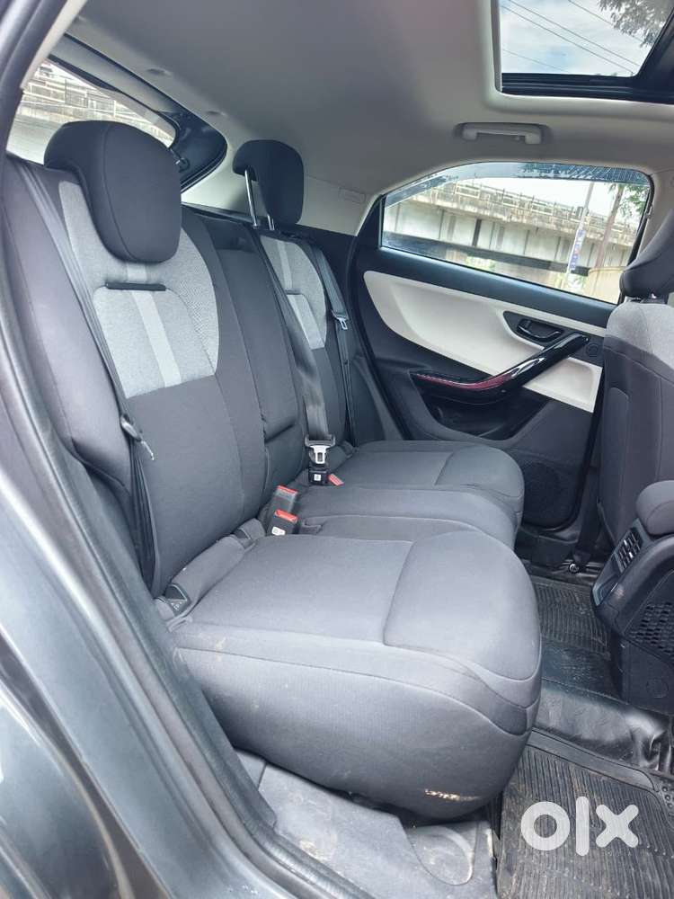 Tata Nexon Creative Plus S 1.2 Revotron Petrol 6 Mt, 2025, Petrol