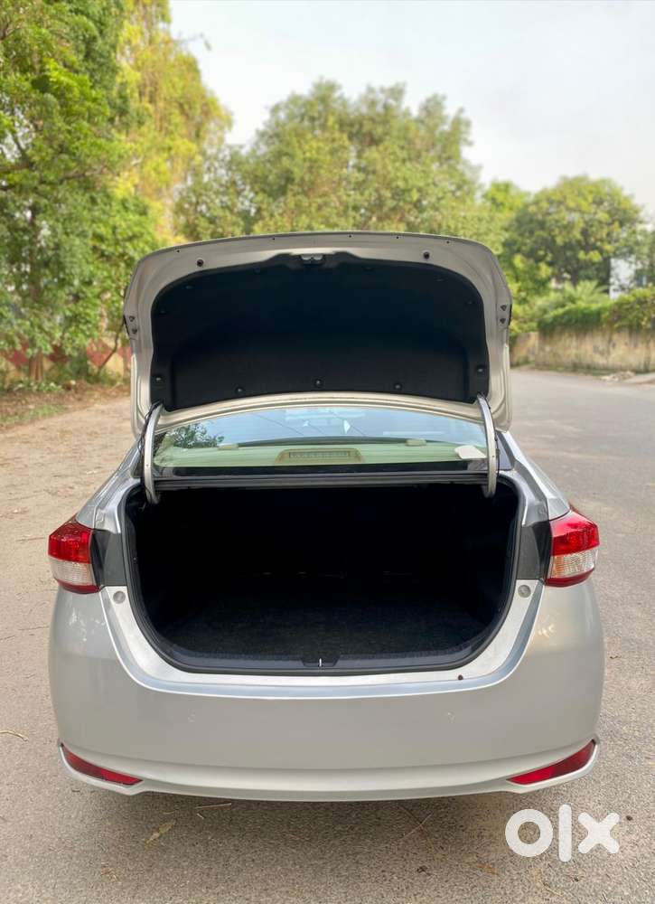 Toyota Yaris G Cvt, 2020, Petrol
