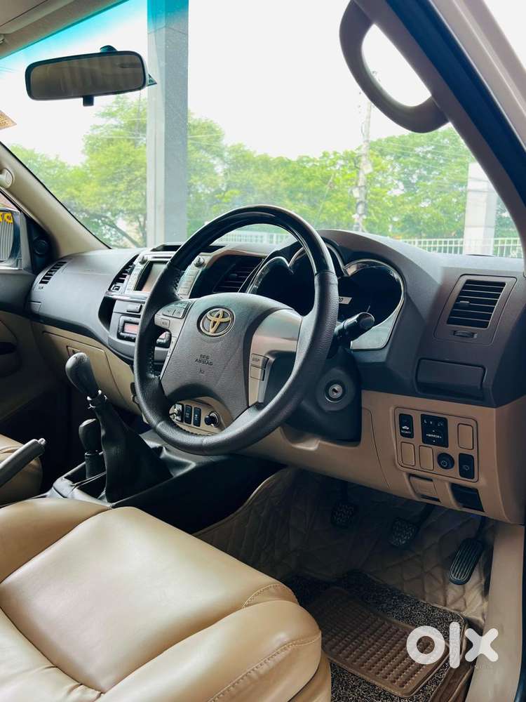 Toyota Fortuner 3.0 4x4 Manual, 2013, Diesel
