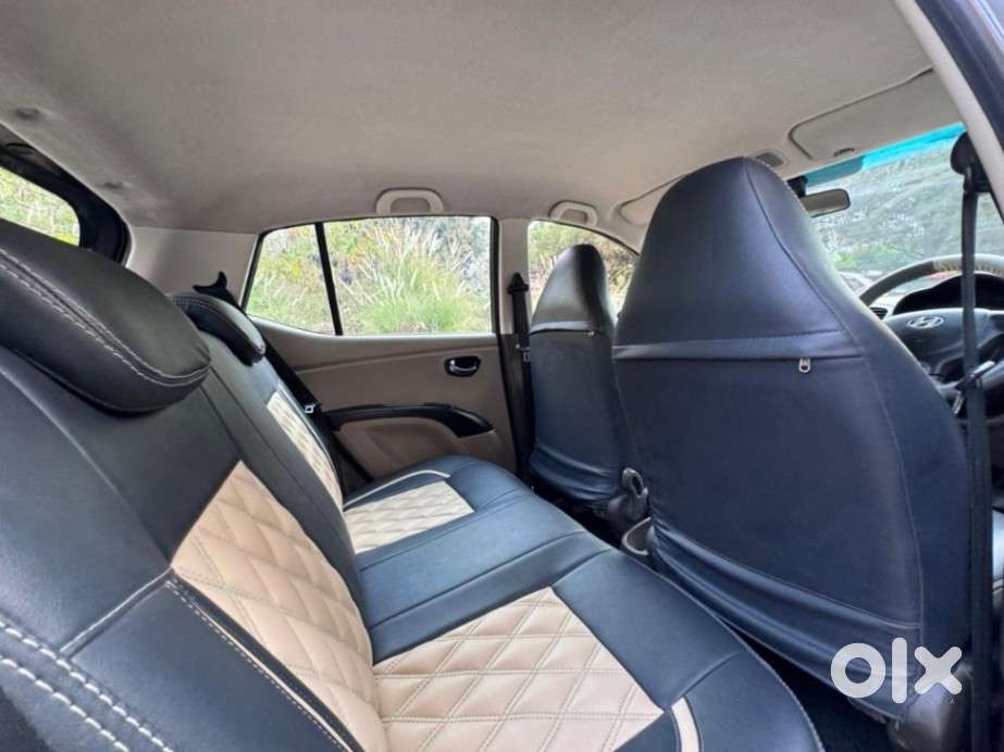 Hyundai I10 Sportz At, 2012, Petrol