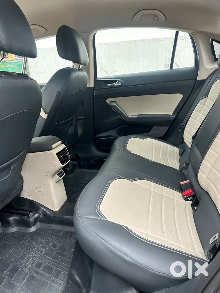 Skoda Slavia Petrol 2024