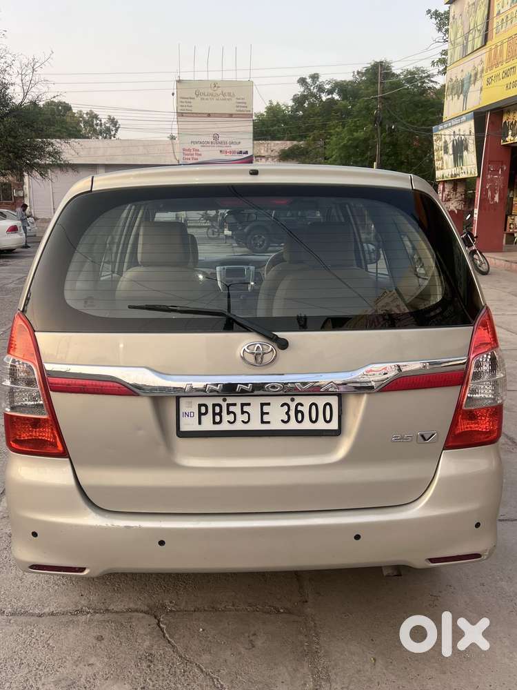 Toyota Innova 2.5 V 7 Str, 2013, Diesel
