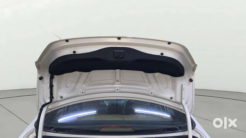 Hyundai Verna 1.6 Vtvt S Option, 2015, Petrol