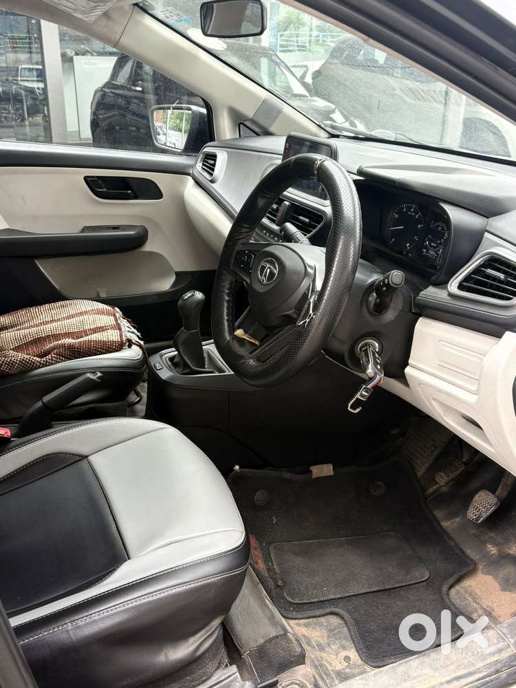 Tata Altroz 1.2 Xm Plus, 2022, Petrol