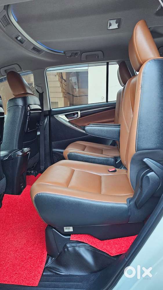 Toyota Innova Crysta 2.8z Automatic, 2021, Diesel