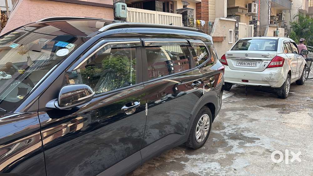 Kia Carens Petrol Manual 2025