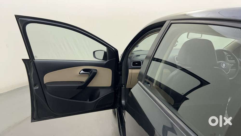 Volkswagen Polo 2009-2013 Petrol Highline 1.2l, 2016, Petrol
