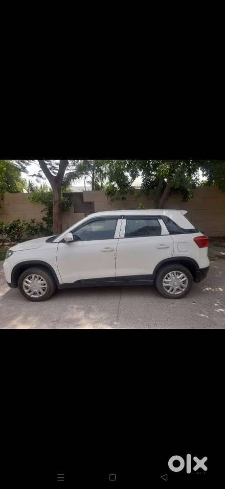 Maruti Suzuki Brezza 1.5 Lxi Smart Hybrid, 2020, Petrol