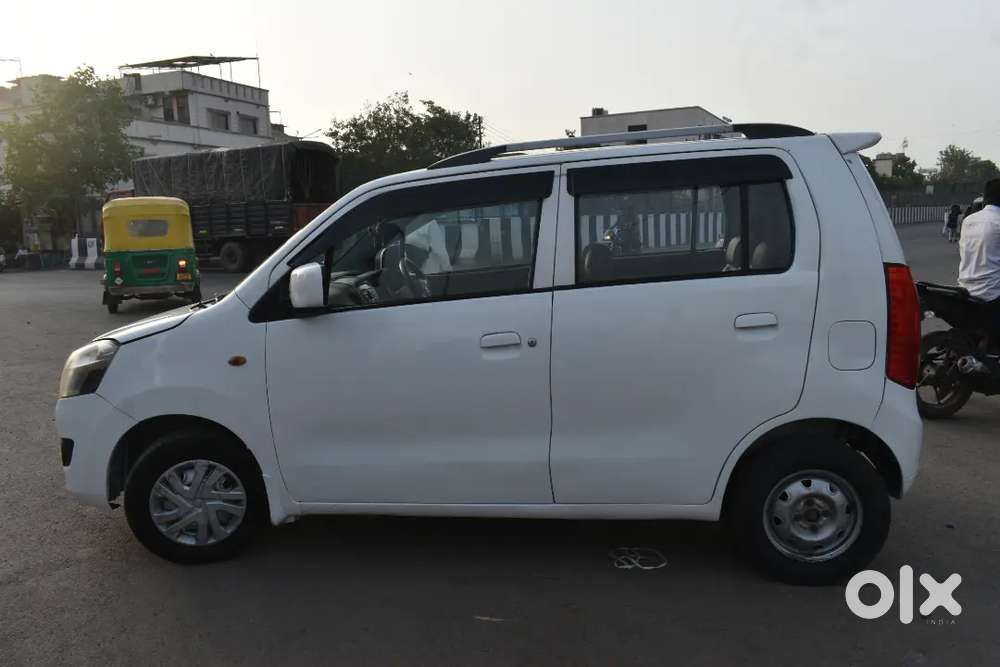 Maruti Suzuki Wagonr (vxi) - 2018