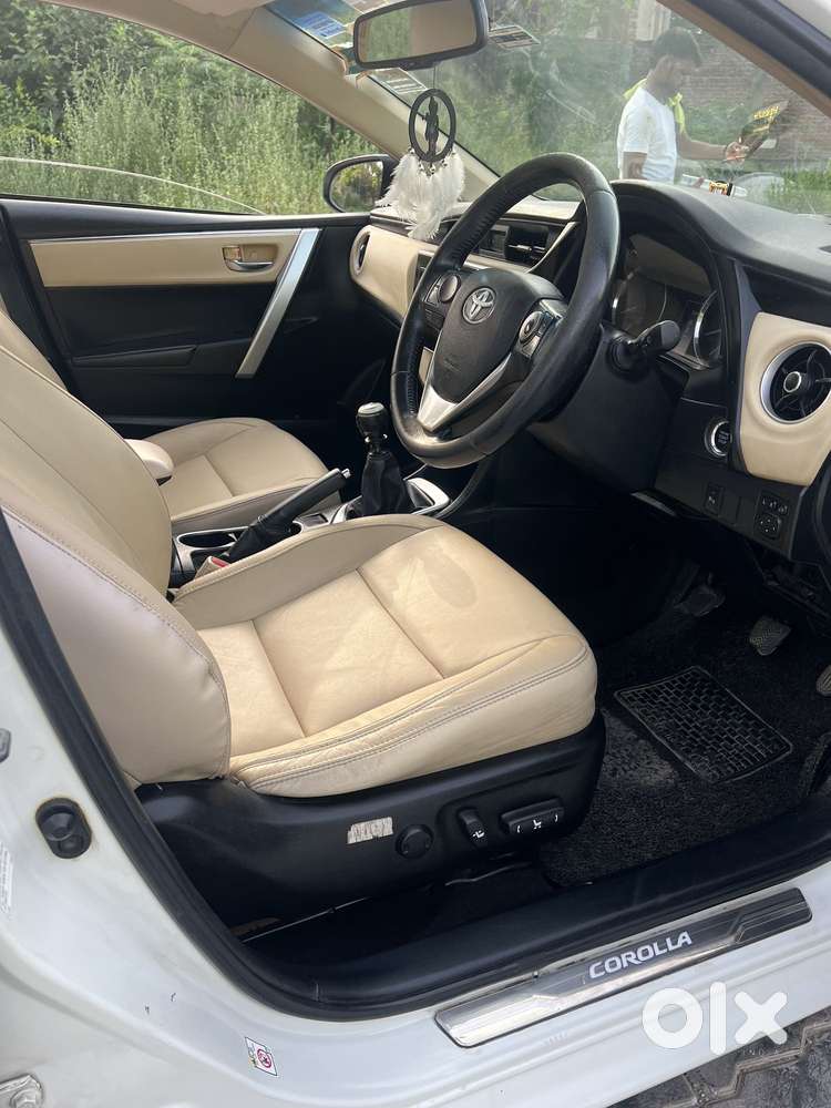 Toyota Corolla Altis 1.8 Gl, 2017, Petrol