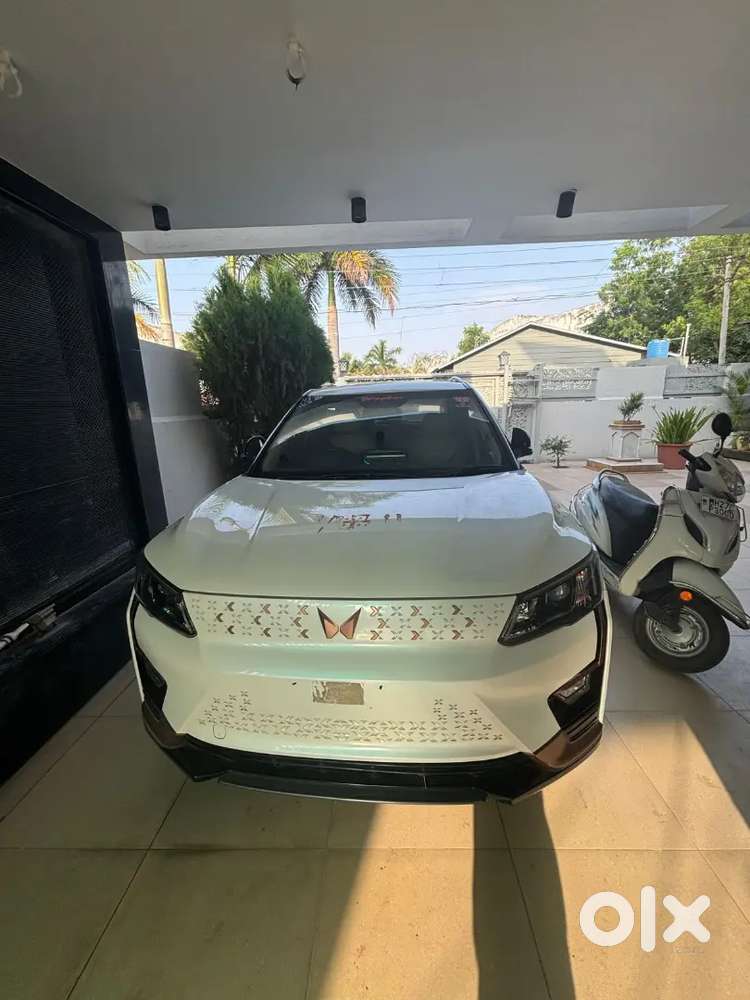 Showroom Condition Firsthand Owner Car