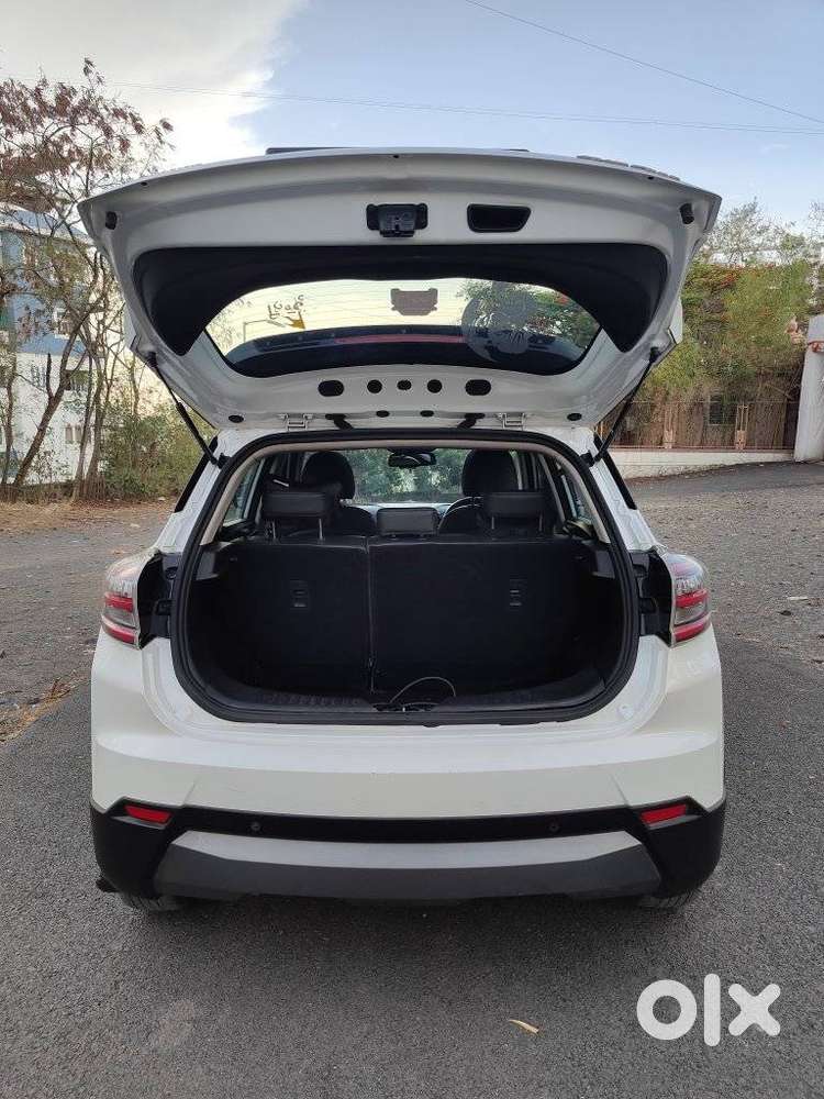 Mahindra Xuv400 Ev El Fast Charger, 2023, Electric