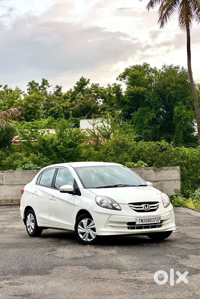 Honda Amaze 2015 Diesel Manual 120000 Km Driven