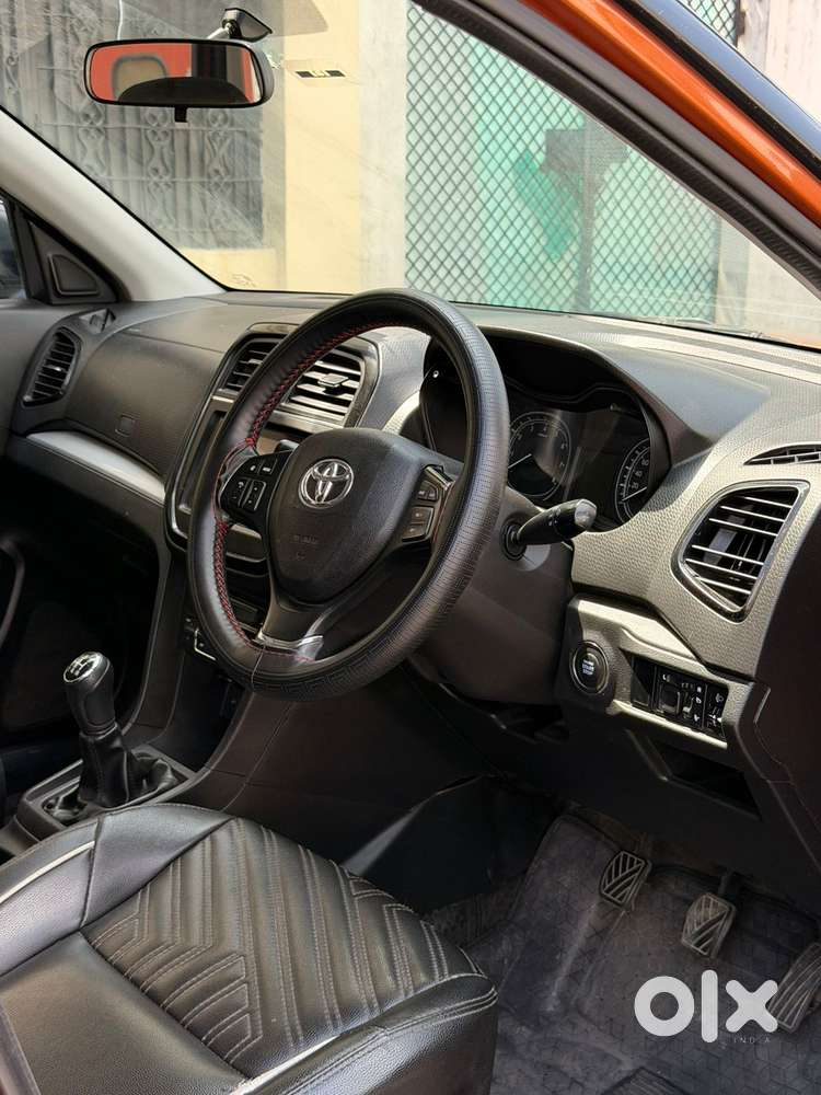 Toyota Urban Cruiser 1.5 Premium Grade Dual Tone Mt, 2021, Petrol