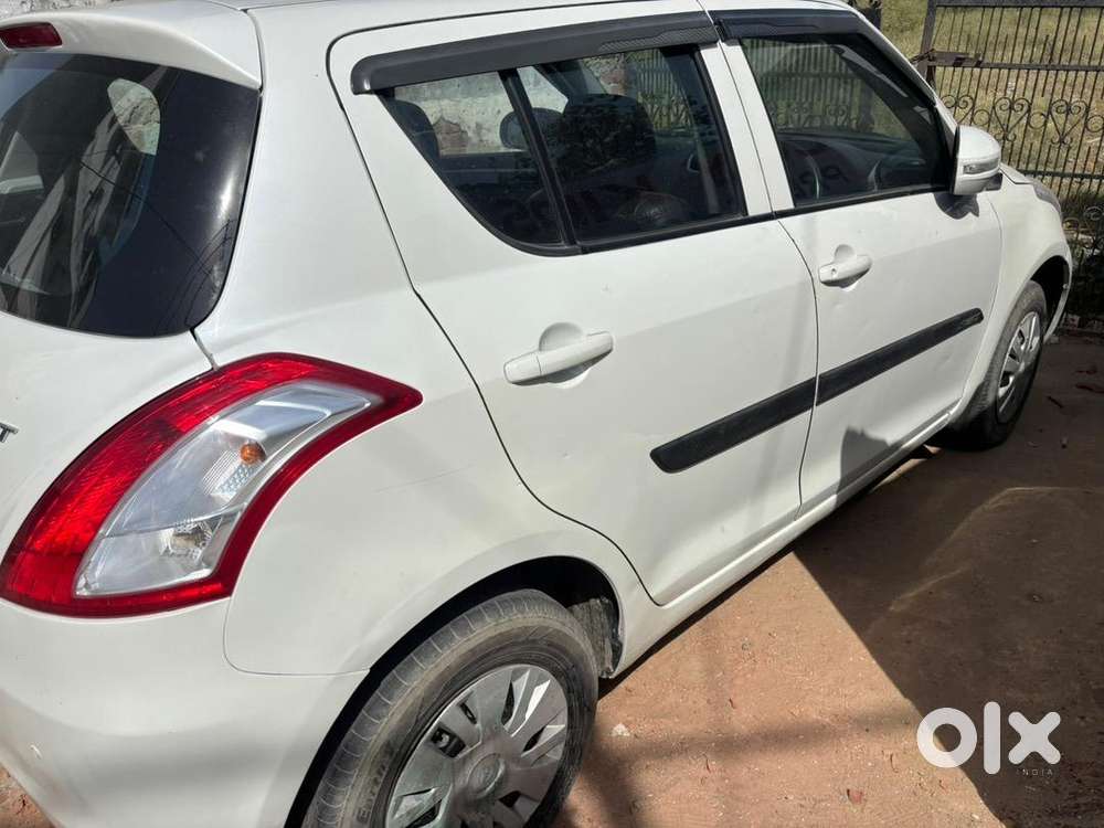 Maruti Suzuki Swift 2017 Petrol 68000 Km Driven