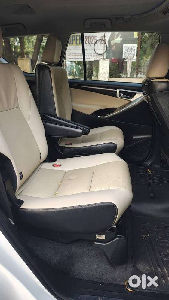 Toyota Innova Crysta 2.8z Automatic, 2019, Diesel
