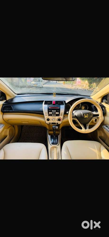 2011 Honda Petrol Automatic 80000 Km Driven