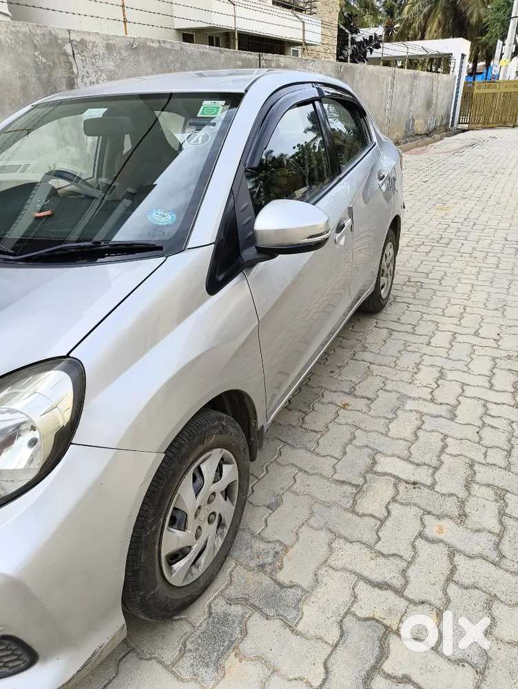 Honda Amaze 2016 Diesel Well Maintained