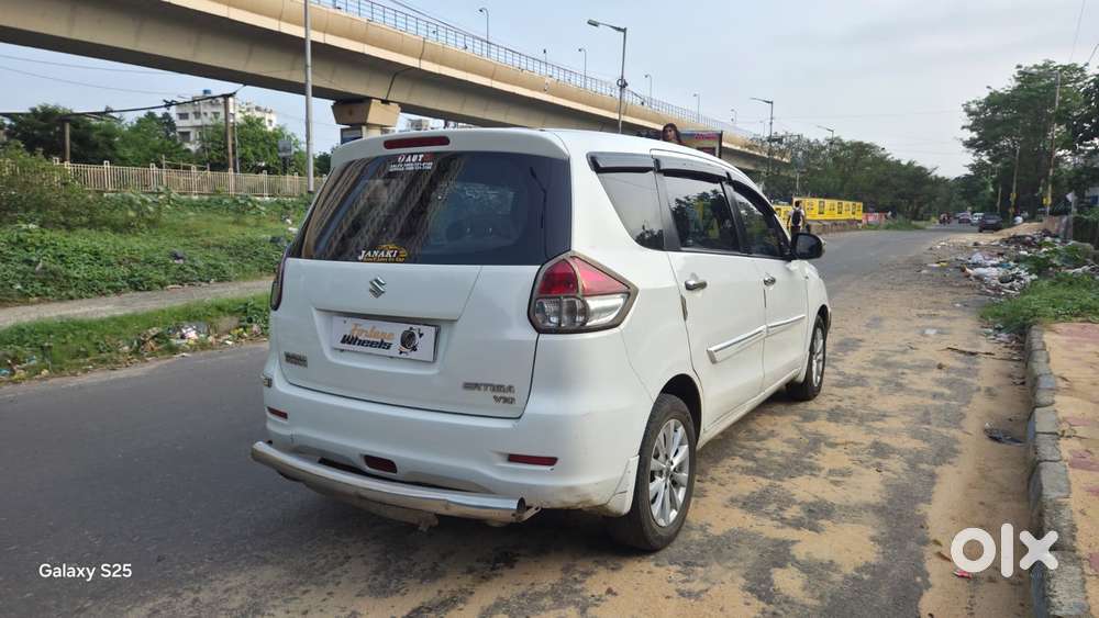 Maruti Suzuki Ertiga Vxi Shvs, 2014, Petrol