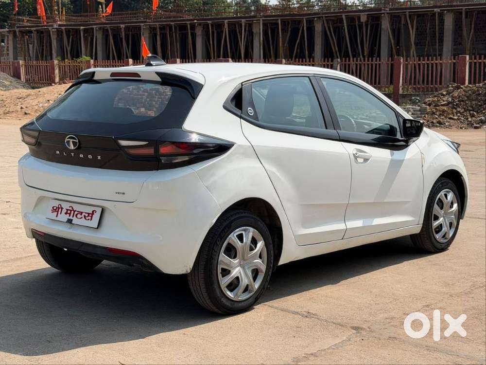 Tata Altroz 1.2 Xm, 2023, Petrol